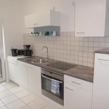 App. Weisses Haus Apartment Hohen Neuendorf Exterior photo
